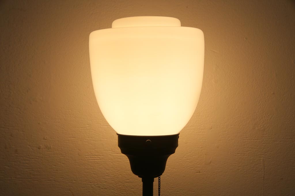 和製アンティーク　銅製支柱のシンプルなスタンドライト(照明)