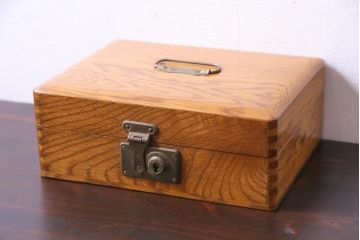 アンティーク雑貨　昭和レトロ　ナラ材　温かみのある質感が魅力の収納ボックス(小物入れ、スタンプ入れ)
