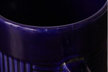 アンティーク雑貨　イギリスビンテージ　ELLGREAVE POTTERY(エルグリーブ・ポタリー)　濃い青色が目を引くジャグ(ピッチャー、水差し、洋食器)