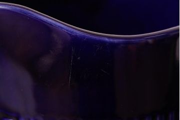 アンティーク雑貨　イギリスビンテージ　ELLGREAVE POTTERY(エルグリーブ・ポタリー)　濃い青色が目を引くジャグ(ピッチャー、水差し、洋食器)