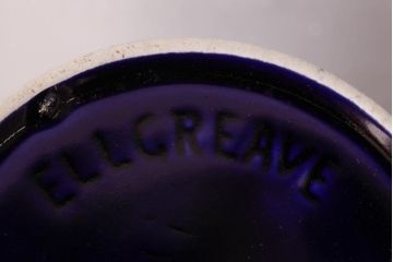 アンティーク雑貨　イギリスビンテージ　ELLGREAVE POTTERY(エルグリーブ・ポタリー)　濃い青色が目を引くジャグ(ピッチャー、水差し、洋食器)