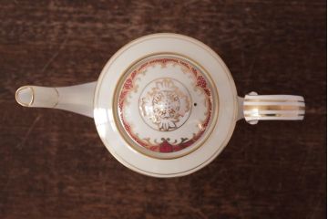 ノリタケ(Noritake、則武、日陶)　輸出用　マルキ印　金彩がエレガントなティーポット(茶器)