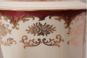 ノリタケ(Noritake、則武、日陶)　輸出用　マルキ印　金彩がエレガントなティーポット(茶器)