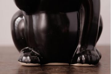 イギリス　ユニークで可愛らしい猫型ティーポット(茶器)