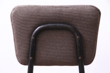 リメイク家具　古い鉄脚をリメイクした小振りなチェア(椅子、ダイニングチェア、ワークチェア)