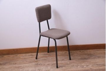 リメイク家具　古い鉄脚をリメイクした小振りなチェア(椅子、ダイニングチェア、ワークチェア)(2)