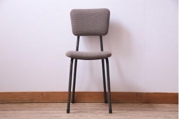 リメイク家具　古い鉄脚をリメイクした小振りなチェア(椅子、ダイニングチェア、ワークチェア)(3)