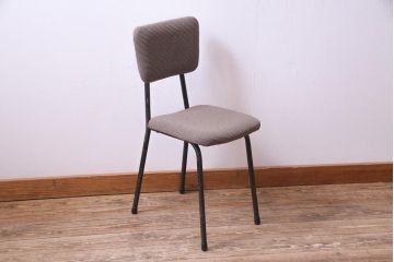 リメイク家具　古い鉄脚をリメイクした小振りなチェア(椅子、ダイニングチェア、ワークチェア)(3)