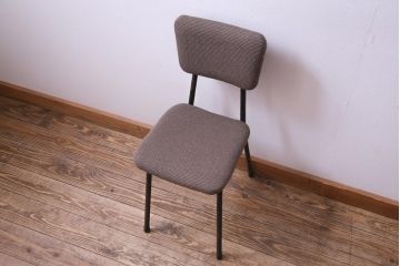 リメイク家具　古い鉄脚をリメイクした小振りなチェア(椅子、ダイニングチェア、ワークチェア)(3)