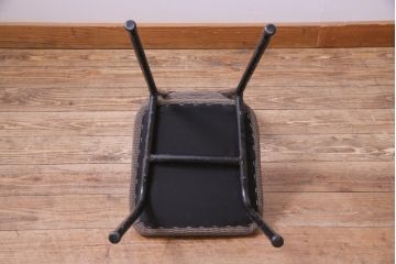 リメイク家具　古い鉄脚をリメイクした小振りなチェア(椅子、ダイニングチェア、ワークチェア)(3)