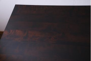 中古　筑前民芸家具　樺材　シックで上質な佇まいが魅力的なダイニングテーブル(食卓)