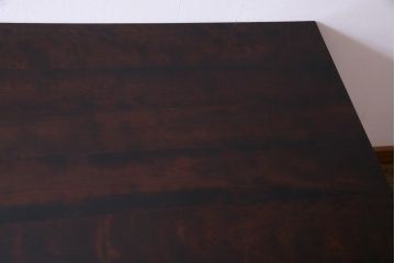 中古　筑前民芸家具　樺材　シックで上質な佇まいが魅力的なダイニングテーブル(食卓)