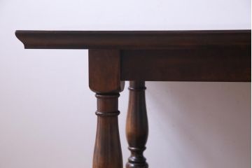 中古　筑前民芸家具　樺材　シックで上質な佇まいが魅力的なダイニングテーブル(食卓)