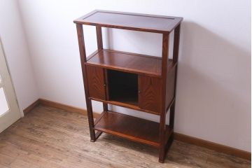 アンティーク家具　昭和期　ケヤキ材　迫力のある杢目が魅力的な朝鮮棚(飾り棚)