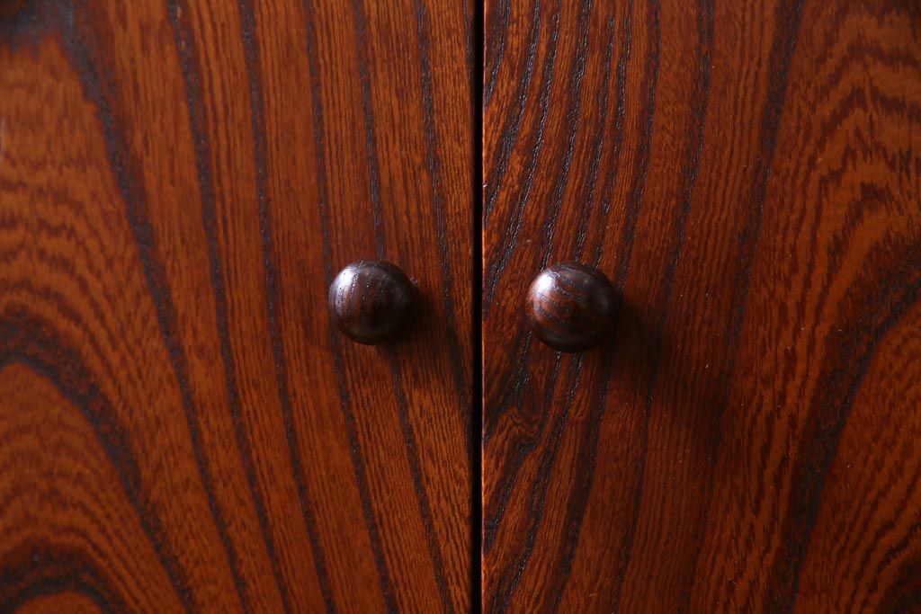 アンティーク家具　昭和期　ケヤキ材　迫力のある杢目が魅力的な朝鮮棚(飾り棚)