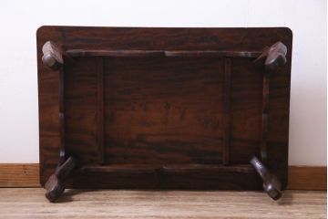 中古　伝統工芸　日光彫り　あふれるような草花の彫りが華やかなセンターテーブル(サイドテーブル、花台)