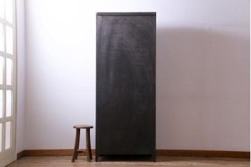 中古　韓国　螺鈿細工　高級品　華やかな意匠が存在感を放つ飾り棚(収納棚)(定価約80万円)