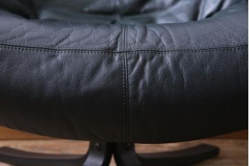 中古　北欧　本革製　ビンテージスタイルにぴったりなvatne社製のファルコンチェア(パーソナルチェア)