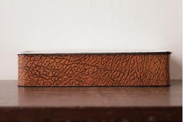 アンティーク雑貨　イギリスビンテージ　Cadbury(キャドバリー)　キジの絵のティン缶(ブリキ缶)