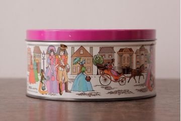 アンティーク雑貨　イギリスビンテージ　ビビットな色合いが可愛らしいティン缶(ブリキ缶、ビスケット缶)