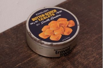 アンティーク雑貨　イギリスビンテージ　Smith Kendon　バタースコッチのティン缶(キャンディー缶)