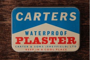 アンティーク雑貨　ビンテージ　Carter and Sons　レトロな色合いの絆創膏のティン缶(ブリキ缶)