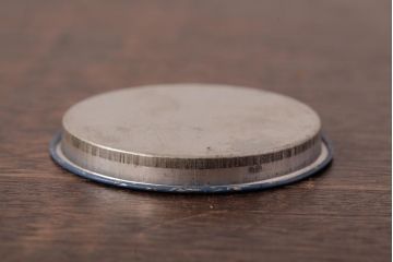 アンティーク雑貨　イギリスビンテージ　クラシカルな雰囲気漂う紅茶のティン缶(ブリキ缶)