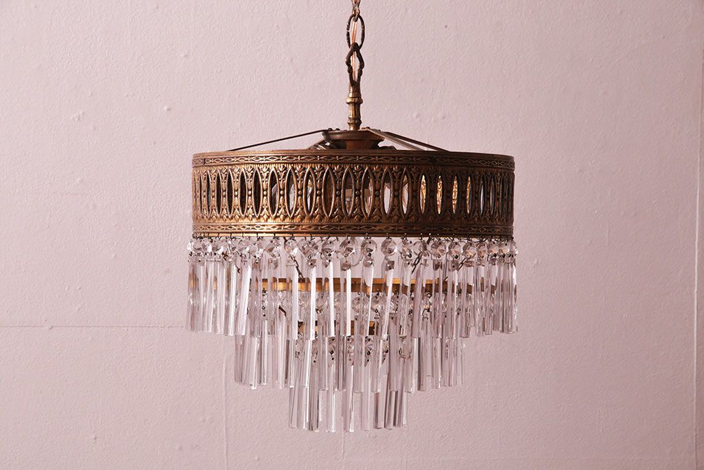 【美品】フランスアンティーク ガラスドロップ付 3灯シャンデリア 電球付3131 お部屋の隅に飾ると素敵な3灯シャンデリア（直径33cm