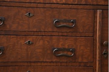 アンティーク家具　和製アンティーク　三方タモ玉杢材　真鍮金具　上質な作りの小箪笥(引き出し、和タンス)