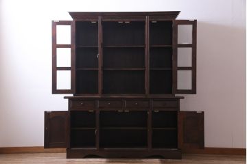 中古　九州民芸家具　上品さと高級感あふれる佇まいが魅力の食器棚(定価約80万円)(収納棚、カップボード)