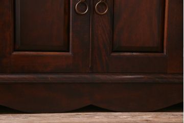 中古　九州民芸家具　上品さと高級感あふれる佇まいが魅力の食器棚(定価約80万円)(収納棚、カップボード)