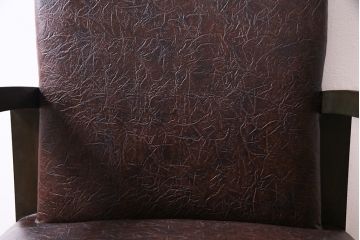 レトロ家具　ビンテージ　レトロな味わいを醸し出すアームソファ(1人掛けソファ)(1)