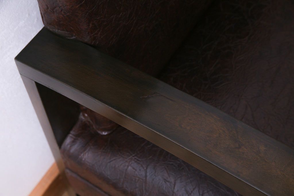 レトロ家具　ビンテージ　レトロな味わいを醸し出すアームソファ(1人掛けソファ)(1)