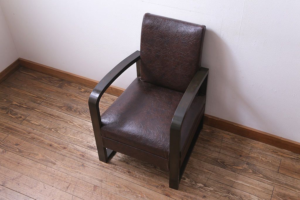 レトロ家具　ビンテージ　レトロな味わいを醸し出すアームソファ(1人掛けソファ)(3)