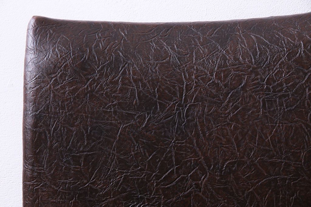 レトロ家具　ビンテージ　レトロな味わいを醸し出すアームソファ(1人掛けソファ)(3)