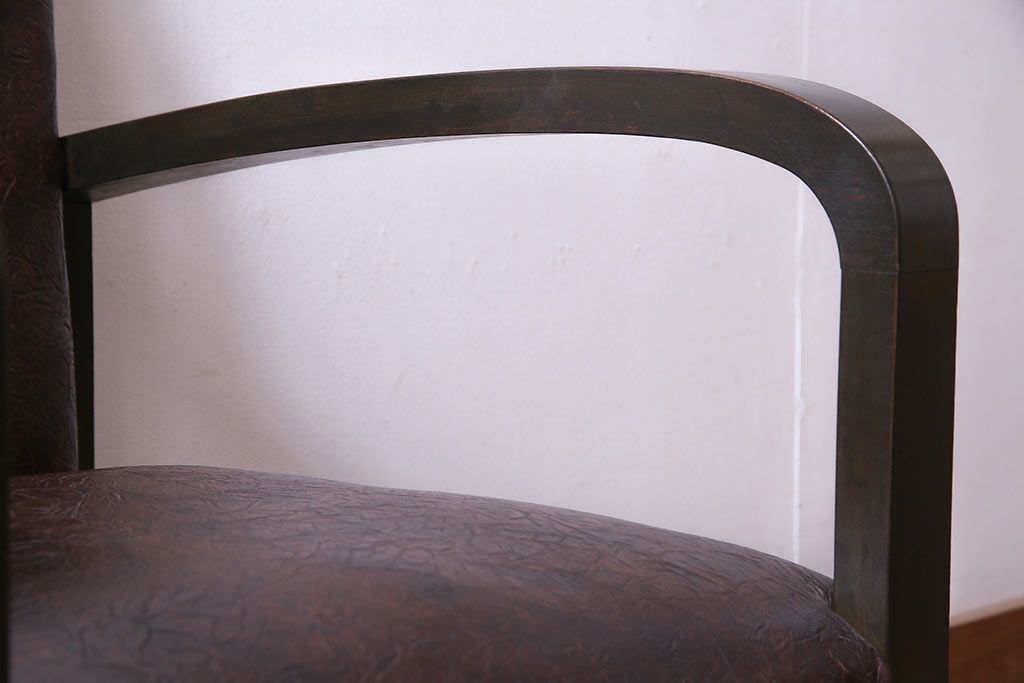 レトロ家具　ビンテージ　レトロな味わいを醸し出すアームソファ(1人掛けソファ)(3)