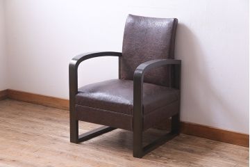 レトロ家具　ビンテージ　レトロな味わいを醸し出すアームソファ(1人掛けソファ)(3)