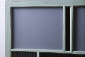 ペイント建具　赤い色ガラスがアクセントのフレンチシャビーなガラス戸2枚セット(窓、引戸)