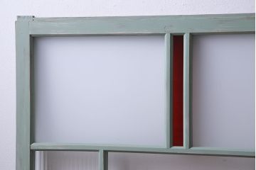 ペイント建具　赤い色ガラスがアクセントのフレンチシャビーなガラス戸2枚セット(窓、引戸)