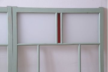 ペイント建具　赤い色ガラスがアクセントのフレンチシャビーなガラス戸2枚セット(窓、引戸)