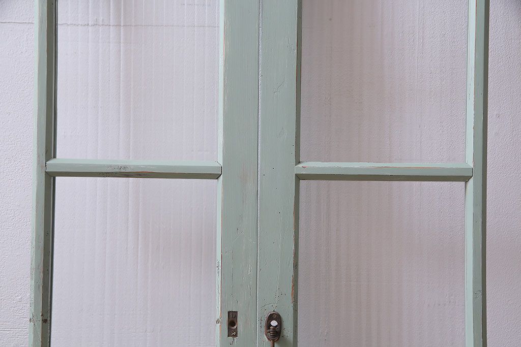 ペイント建具　赤い色ガラスがアクセントのフレンチシャビーなガラス戸2枚セット(窓、引戸)