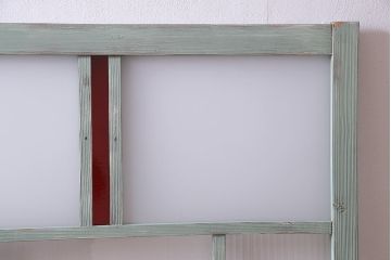 ペイント建具　赤い色ガラスがアクセントのフレンチシャビーなガラス戸2枚セット(窓、引戸)