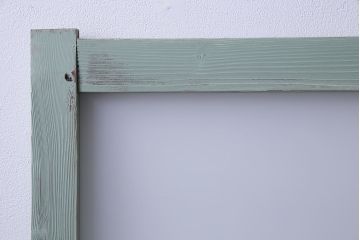 ペイント建具　赤い色ガラスがアクセントのフレンチシャビーなガラス戸2枚セット(窓、引戸)