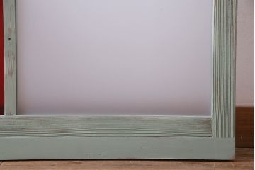 ペイント建具　赤い色ガラスがアクセントのフレンチシャビーなガラス戸2枚セット(窓、引戸)