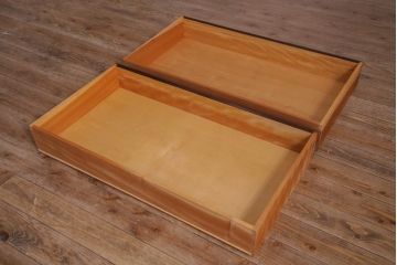中古　松本民芸家具　しっとりと落ち着いた雰囲気が魅力的なワードローブ(チェスト、衣装箪笥)(定価約47万円)