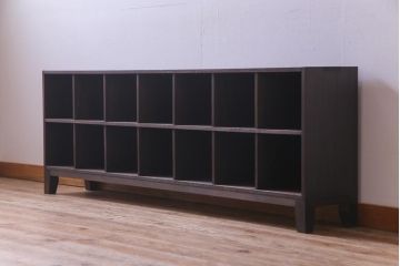 アンティーク家具　和製アンティーク　学校ロッカーをリメイクした脚付きマス目棚(ロッカー、収納棚、下駄箱、本棚)