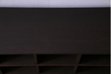 アンティーク家具　和製アンティーク　学校ロッカーをリメイクした脚付きマス目棚(ロッカー、収納棚、下駄箱、本棚)