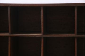 アンティーク家具　和製アンティーク　学校ロッカーをリメイクした脚付きマス目棚(ロッカー、収納棚、下駄箱、本棚)(1)