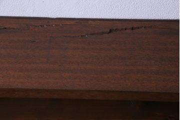 アンティーク家具　和製アンティーク　古材を使用したスリムなウォールラック(壁掛け飾り棚)