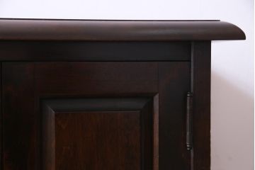 中古　北海道民芸家具　HM135　扉の面取りデザインが美しいサイドボード(リビングボード、キャビネット)(定価約38万円)(2)
